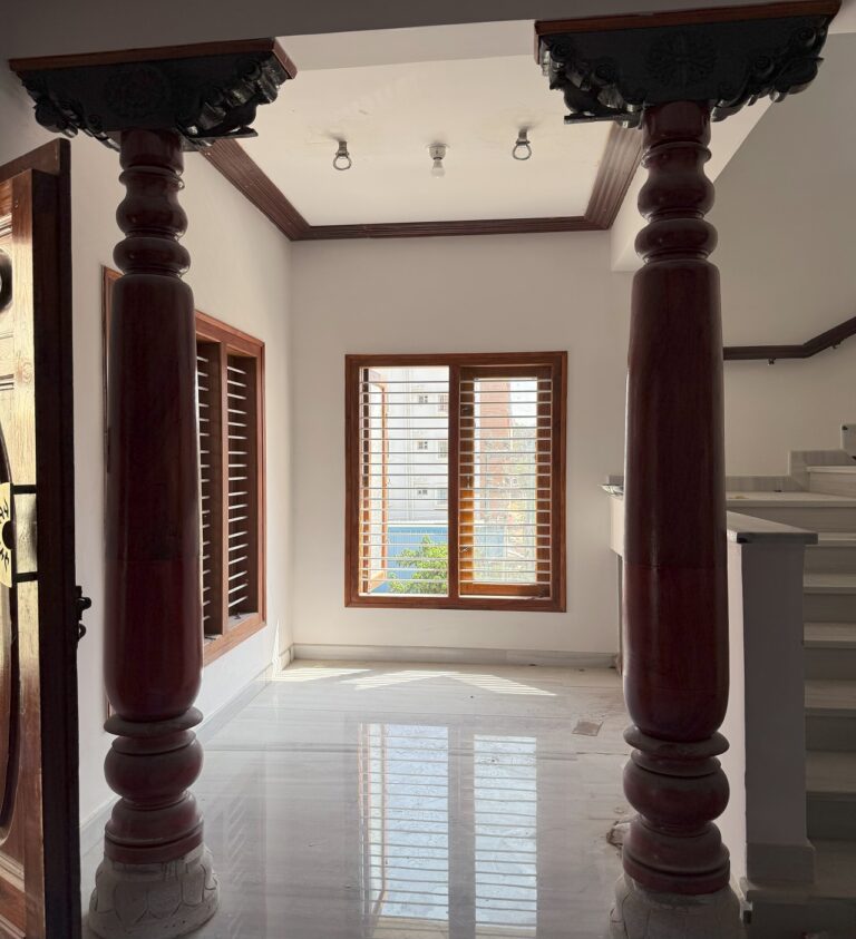 Antique Theme Villa